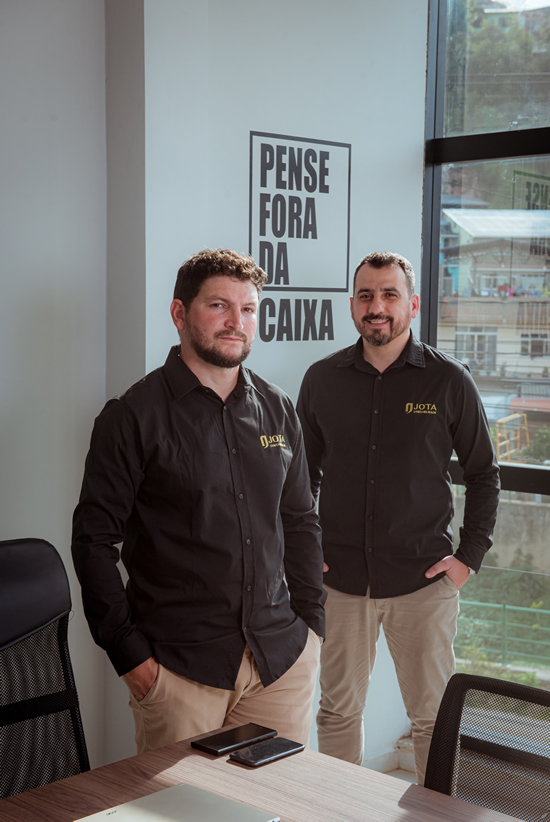 Sócios da Jota Contabilidade prontos para oferecer contabilidade Nova Friburgo RJ